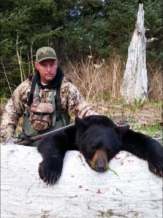 Hunting from the floating lodge